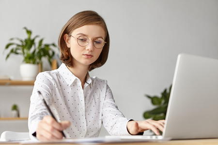 Нейросети в арсенале современного учителя: как делегировать рутину искусственному интеллекту Нейросети в арсенале современного учителя: как делегировать рутину искусственному интеллекту