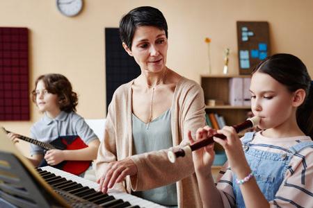 Педагогическая деятельность учителя музыки в соответствии с ФГОС основного и среднего общего образования